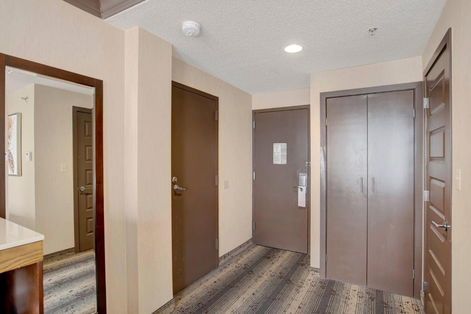 Crowne Plaza Hotel Harrisburg-Hershey By Ihg Экстерьер фото